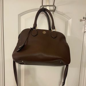 Tory Burch Robinson Pebbled Leather 3 zipper compartment tote in brown/walnut.
